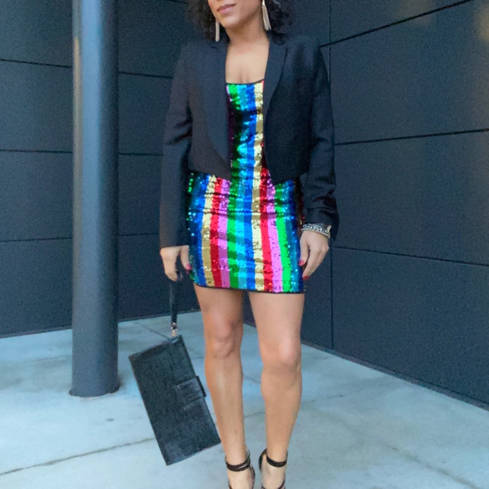 Rainbow stripe sleeveless sequins bodycon dress. - Picture 4 of 8